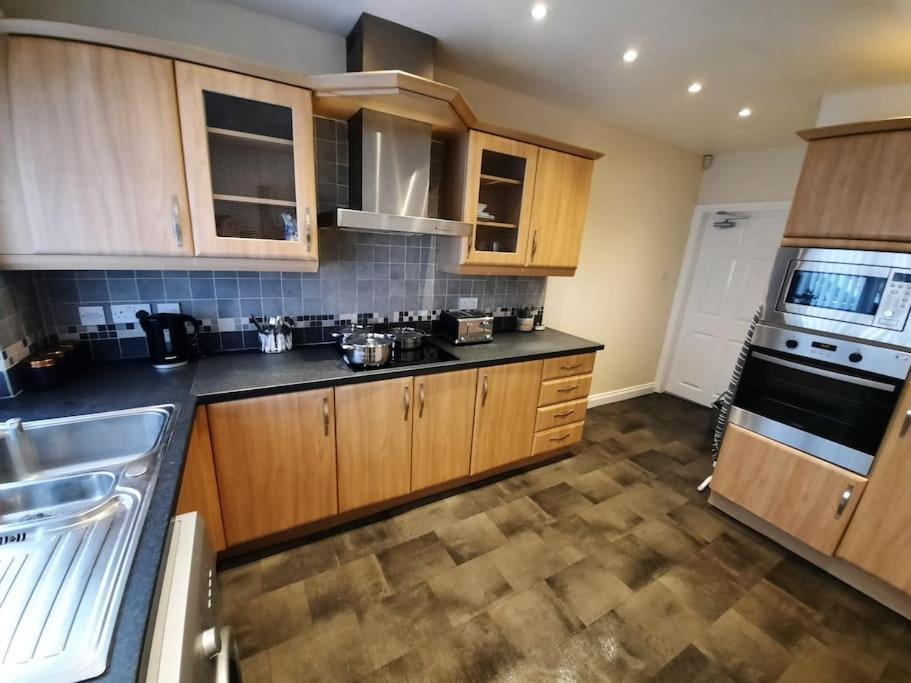Luxury 5-Bed House Near Nec & Bhx Apartment Solihull Exterior foto