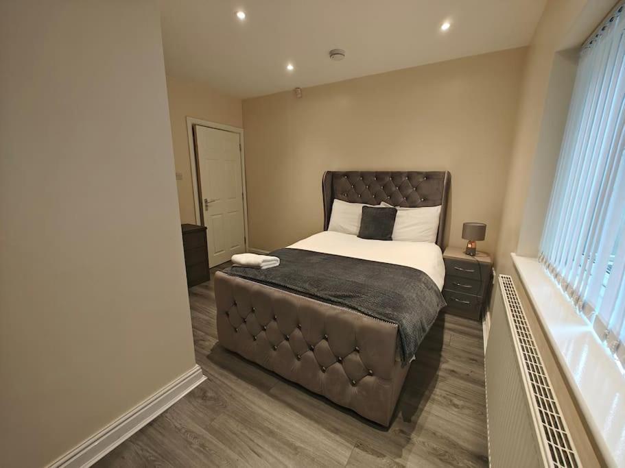 Luxury 5-Bed House Near Nec & Bhx Apartment Solihull Exterior foto